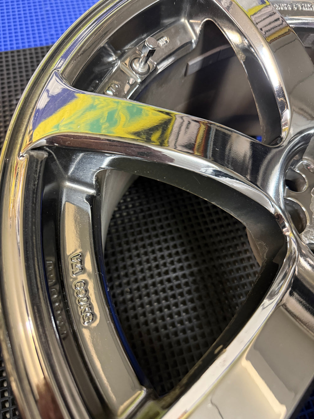 18 inch WMB Work Emotion XT7’s