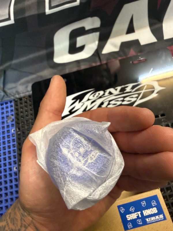 Uras Shift Knob