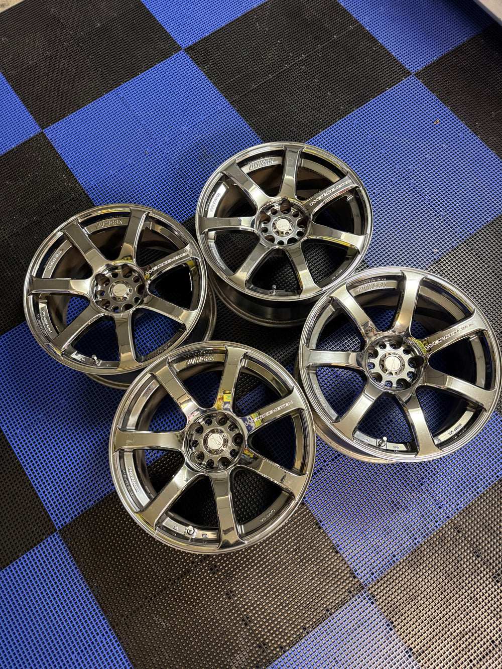 18 inch WMB Work Emotion XT7’s