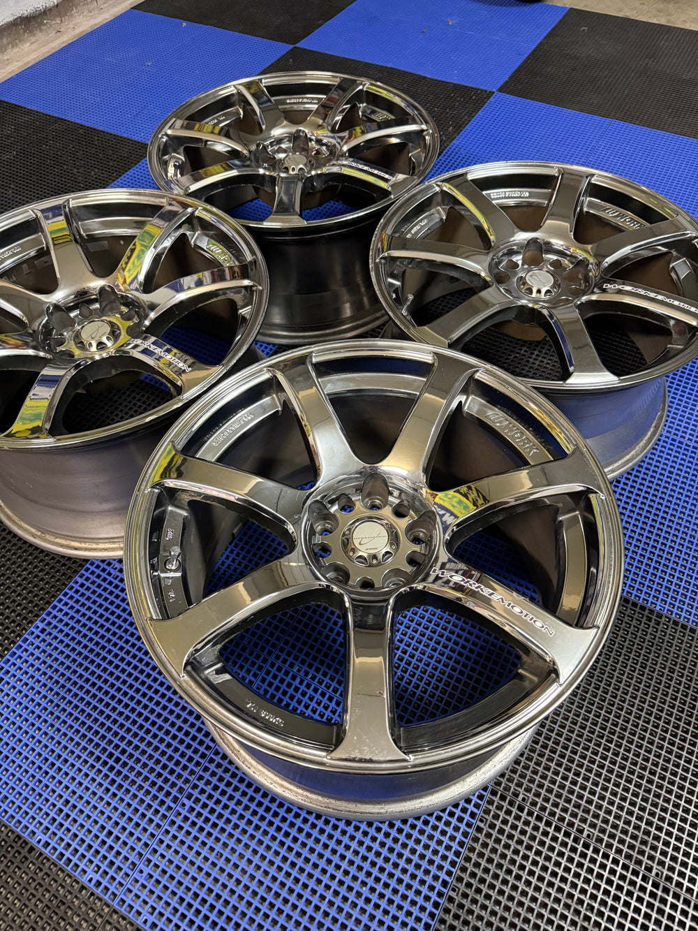 18 inch WMB Work Emotion XT7’s