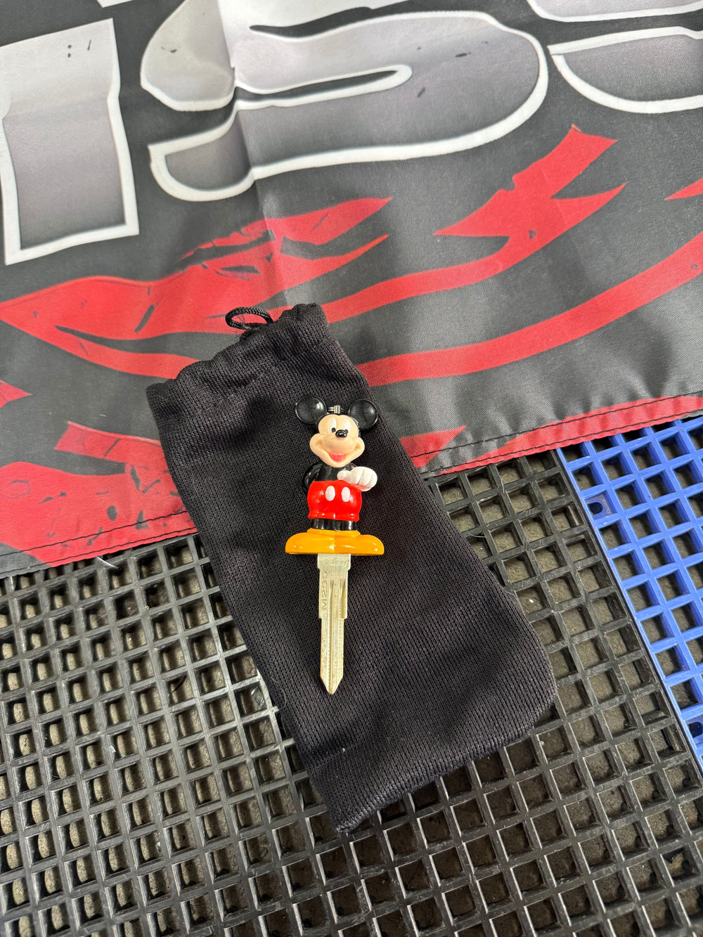 M290 Royal Clover x Disney Keys